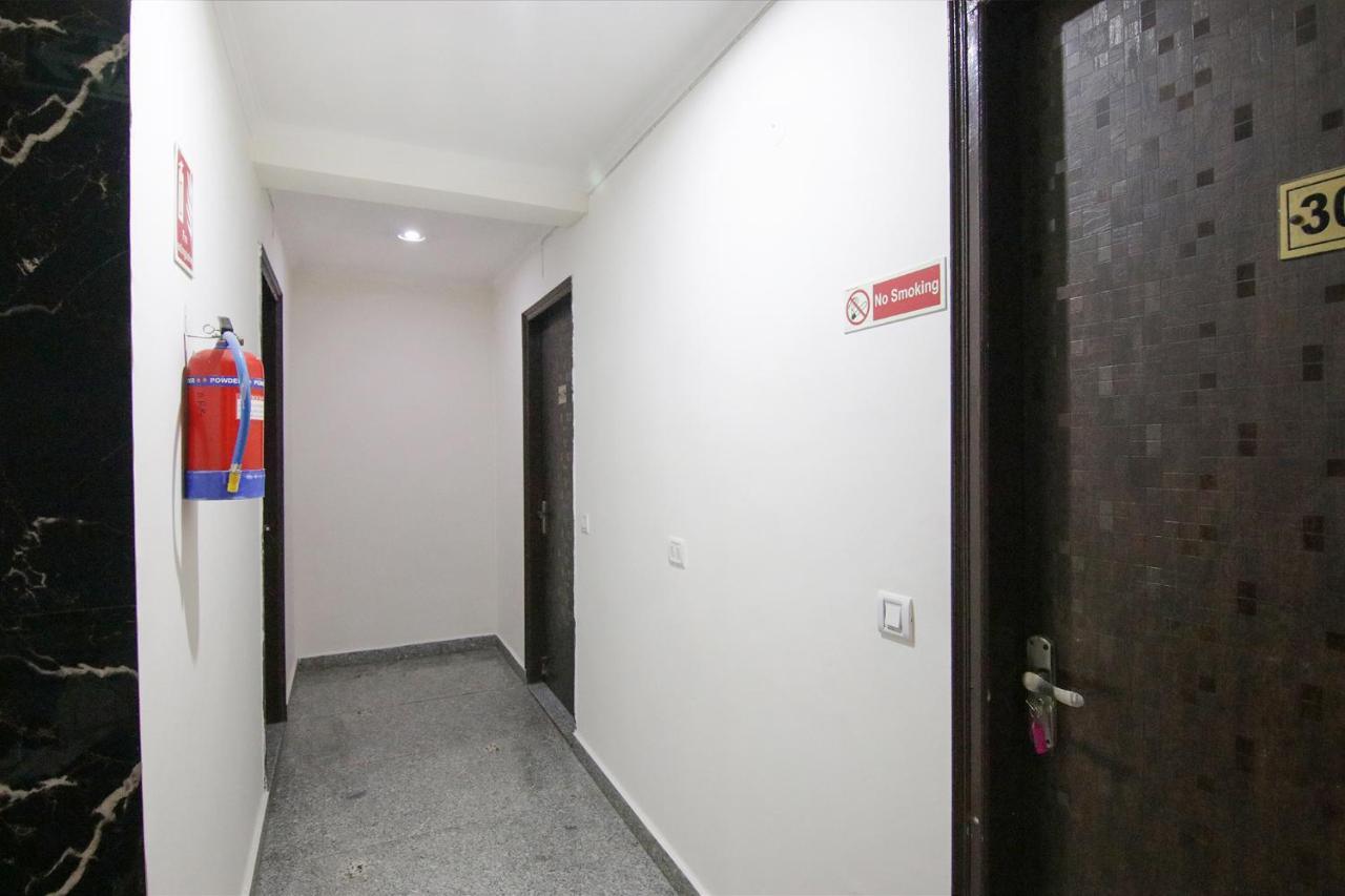 Fabhotel Airport Avalon Near Igi Airport 뉴델리 외부 사진